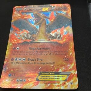 Jumbo Charizard EX